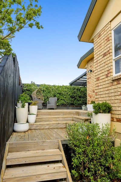 Sun, space & location in Gulf Harbour64392668349442112