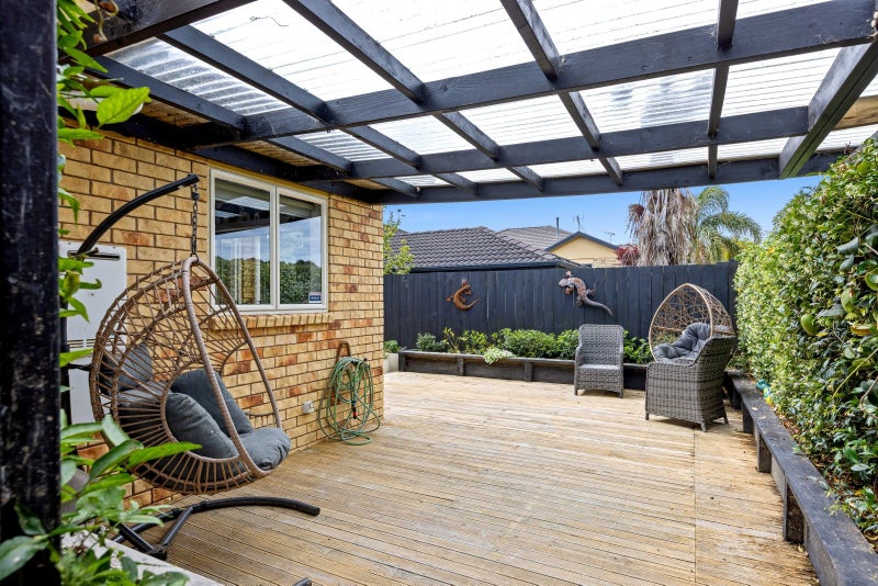 Sun, space & location in Gulf Harbour64392668349442113