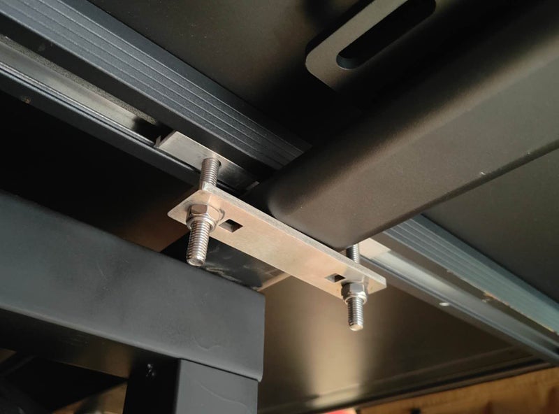 (SALE)KIWIKINGS Aluminum Triangle K6-A138T hard shell roof top tent Carousel 2