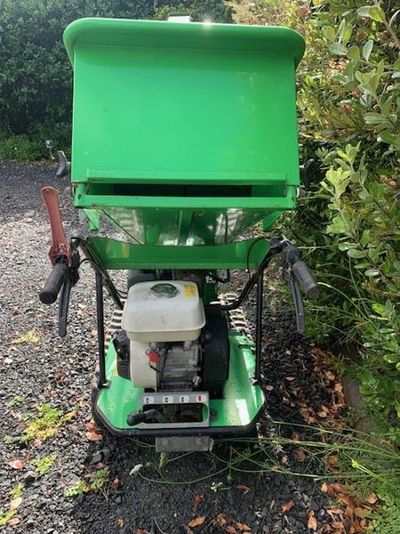 Self propelled Track Peruzzo TB 100 Chipper64393299920769110