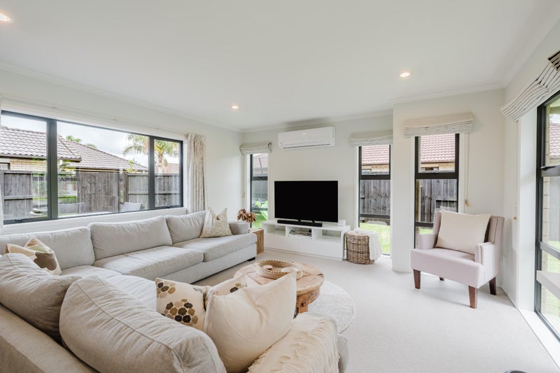 Gotta go! We're on the move64393381829251113