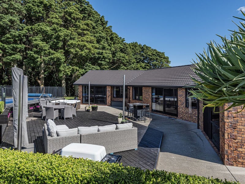 Private, polished, and perfectly positioned…64393588535938111