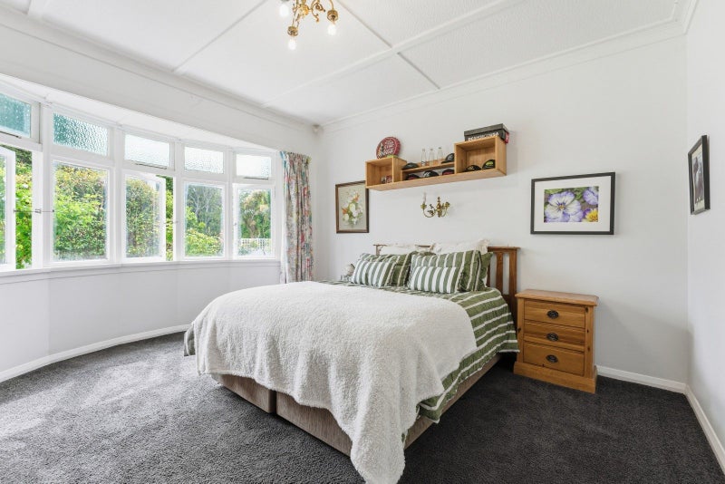 Charming|Character64393574808067112