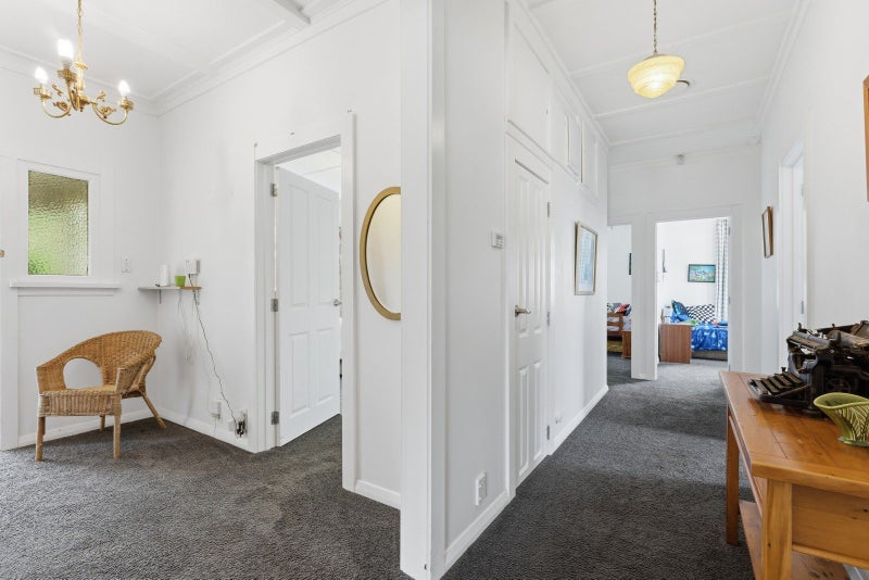 Charming|Character64393574808067114