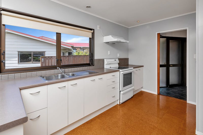 A Warm Welcome Awaits!64393797030529112