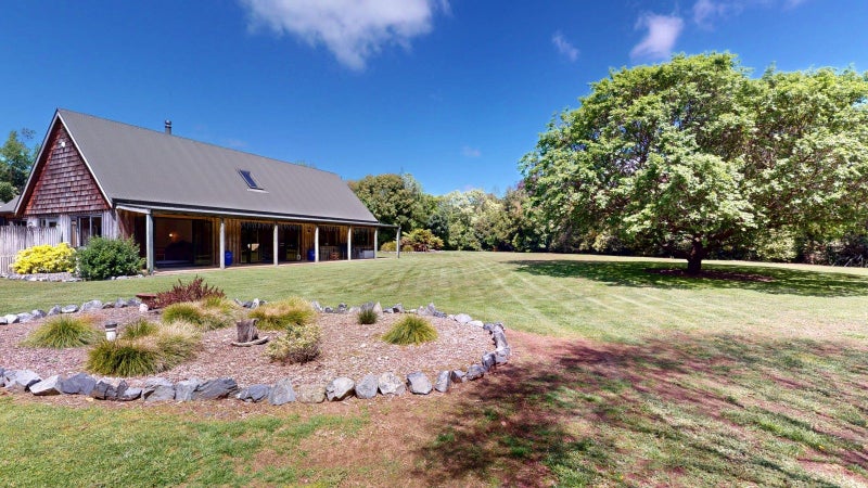 NATURE & TRANQUILITY64393907657603112