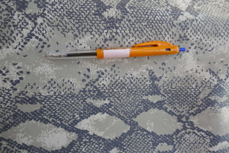 Cotton- drill snake print Carousel 3