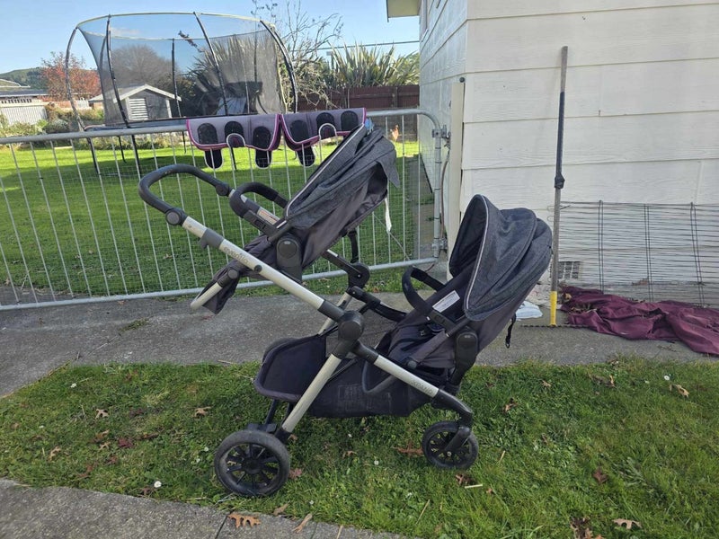 Evenflo Xpand double pram64394115277955112