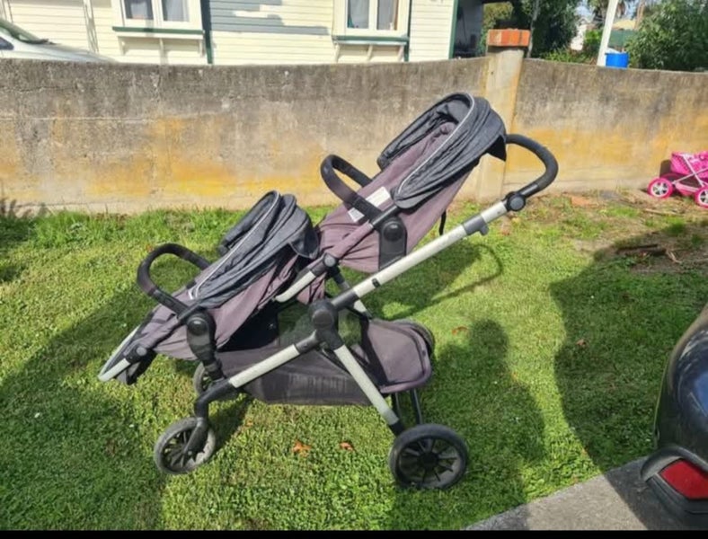 Evenflo Xpand double pram64394115277955110