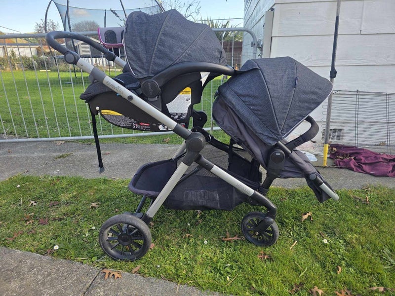 Evenflo Xpand double pram64394115277955113