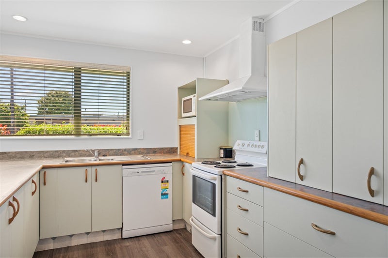 Warm, Welcoming, and Wonderfully Spacious64394199041025112