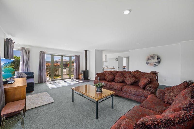 Warm, Welcoming, and Wonderfully Spacious64394199041025114