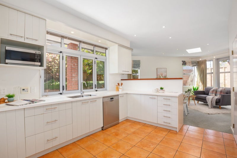 Location, Location, Location!64394199056002111