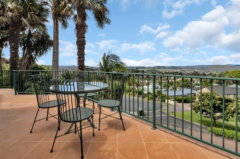 Vendors Have Bought Elsewhere - This Must Sell!64394502242051110