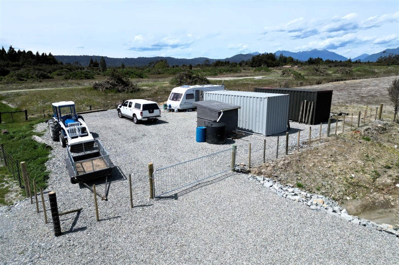 IT'S ONLY THE BEGINNING64394502306179113