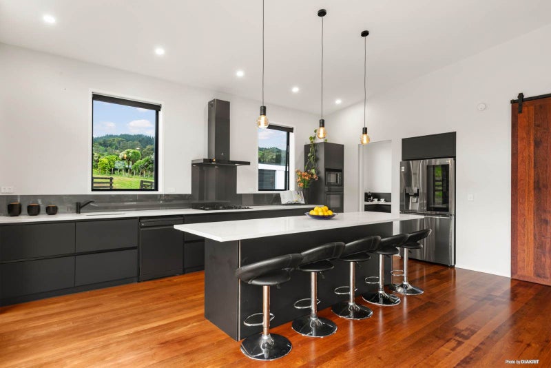 Luxury, Land & Lifestyle – This One Has It All!64394599207809114