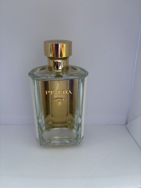 Prada La Femme Eau De Parfum 100ml Carousel 1