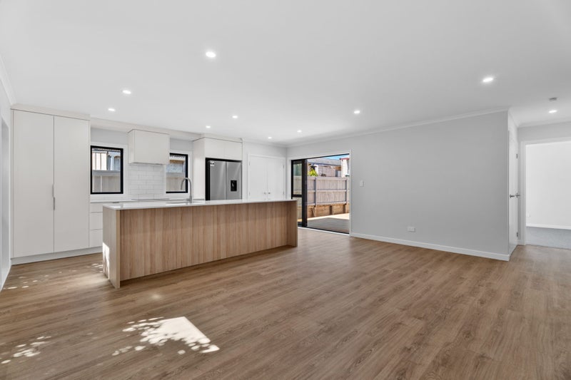 Cash Flow Bonanza or Options for savvy Occupant64395080790147113