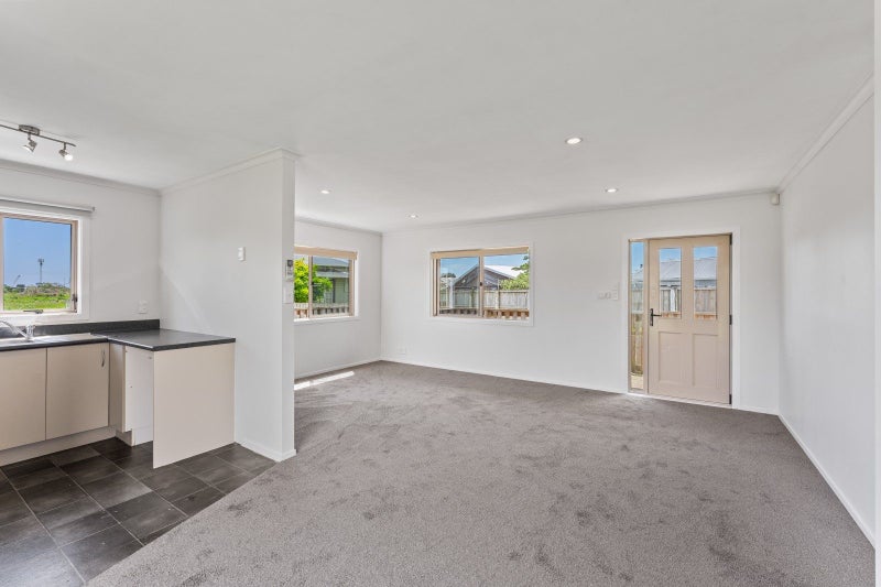 My Way On The Highway64395205874050114