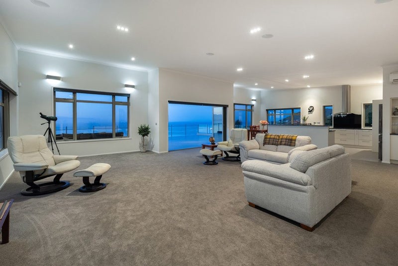 Coastal Elevation with Unrivalled Views64395302368643114