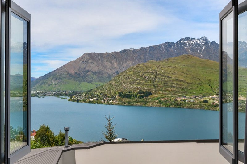 Incredible Views with Twice the Opportunity64395705951874111