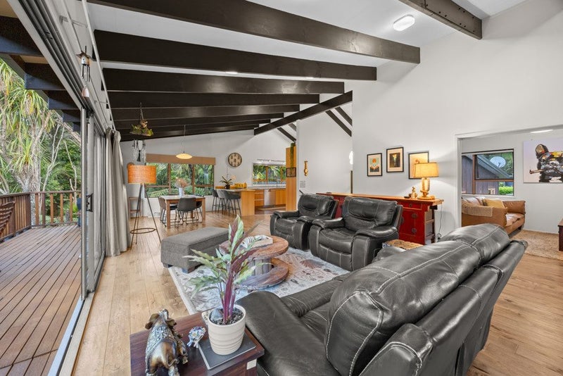 Birdsong, Bubbles and Bliss64395705998338111