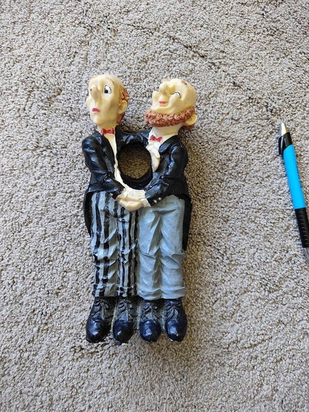 The Happy Butlers, retro wine holder Carousel 1