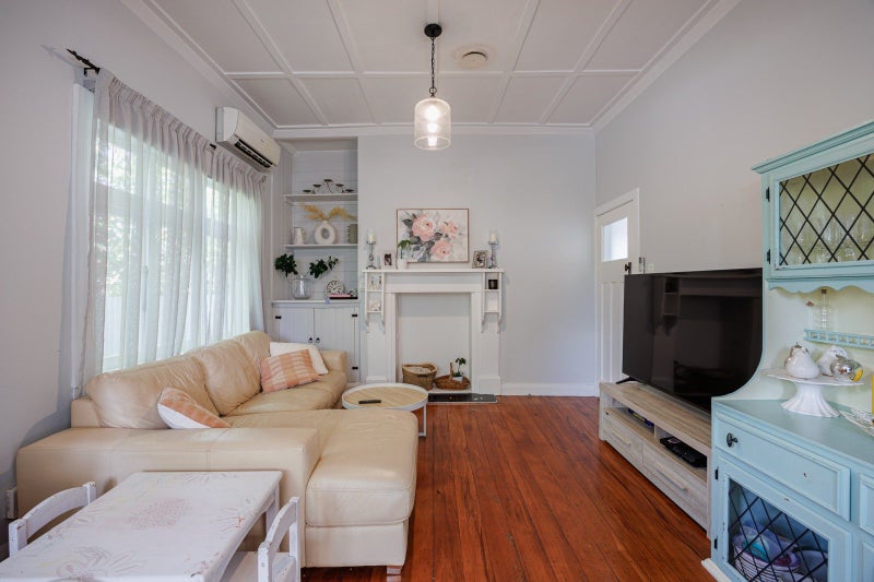 A Smart Mahora Find64396817029634113