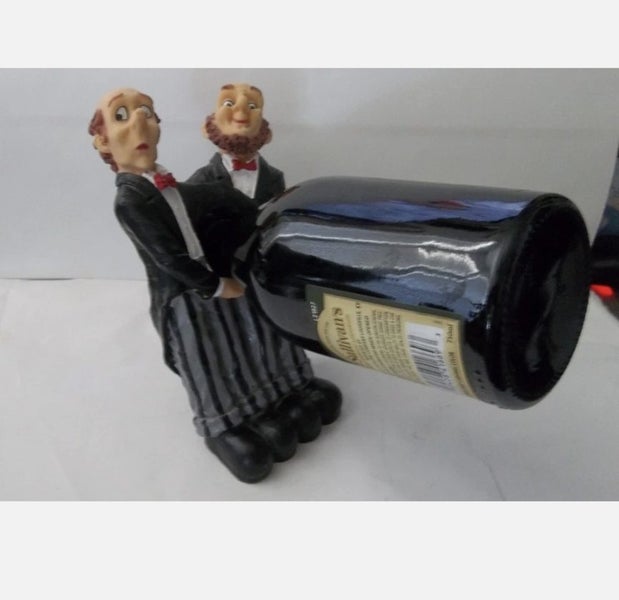 The Happy Butlers, retro wine holder Carousel 5