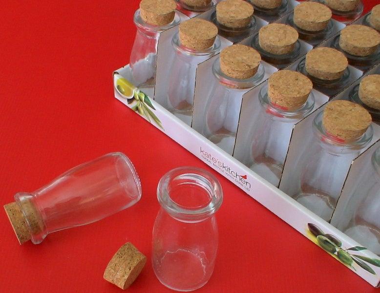 Kates Kitchen Glass Bottle / Jar with Cork lid 250ml Carousel 3