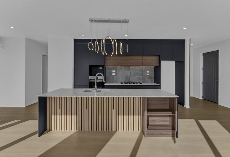 Drury, 5 bedrooms64496909796611112