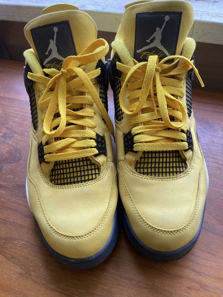 Jordan 4s Retro lightning us1264398665131777110