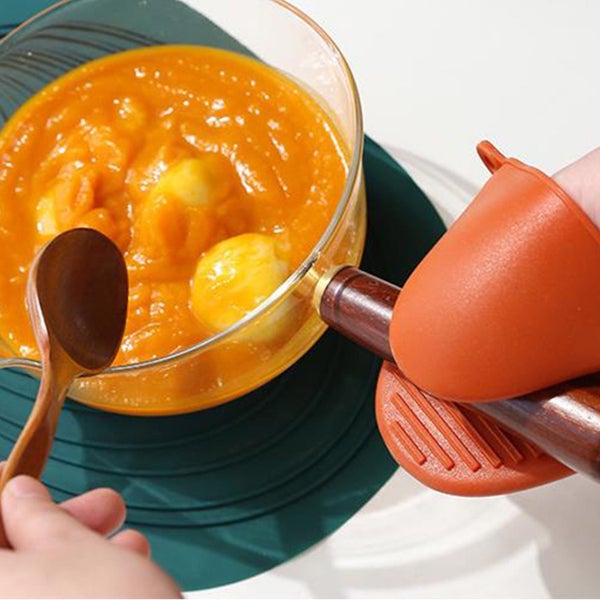 Thickened Gel Oval Table Mat - Heat Insulating, Anti-Slip Bowl Pad with Cup S Carousel 6