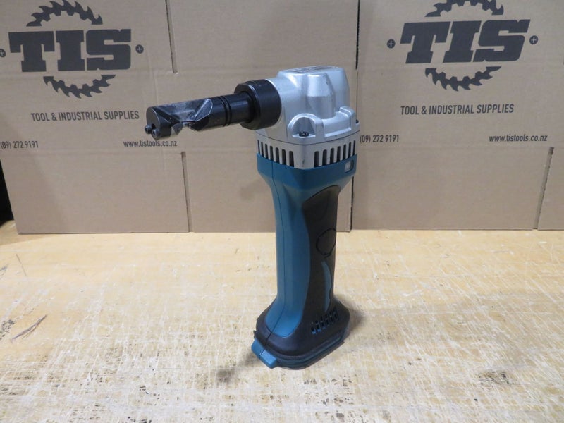 Makita Ex Demo DJN161Z 18V LXT Nibbler Carousel 1