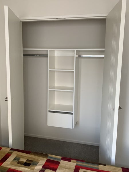 Flat Bush, 5 bedrooms64404465041921112