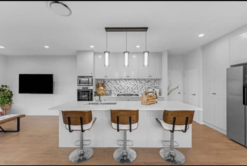 Flat Bush, 5 bedrooms64404465041921110