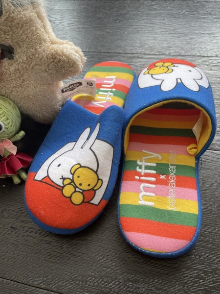 9x Hello Kitty Miffy & More Collectables! Carousel 5