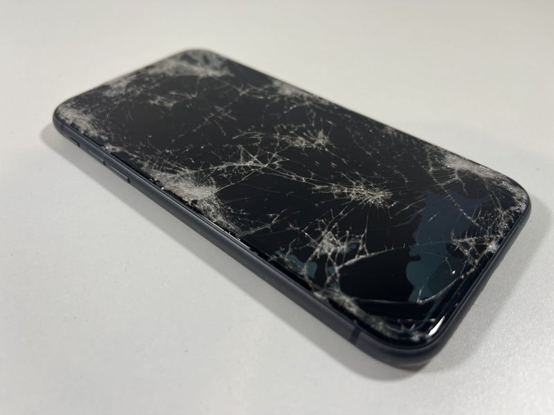 Broken Apple iPhone 11 128gb64406339267970113