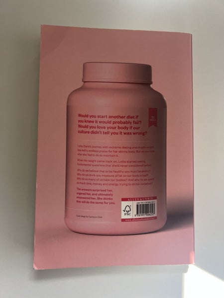 Mrs D Is NOT on a Diet - Lotta Dann64406604009859111