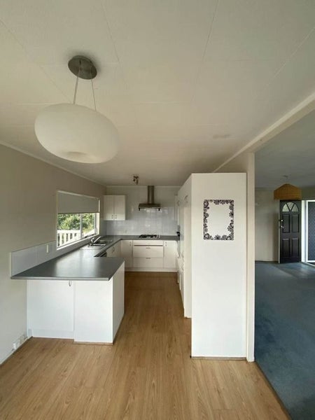 Unsworth Heights, 3 bedrooms64617305275009114