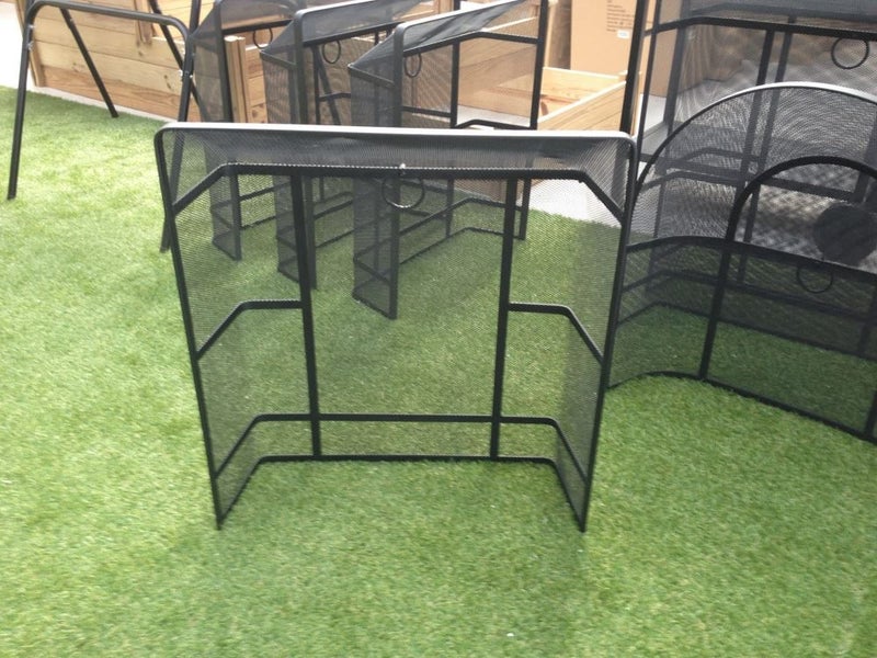 (61x 53 cm) Fire Spark Guard Fireside Durable Mesh Protector Screen Carousel 1