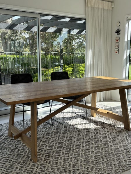 Citta - Oak Dining Table64407886837251110