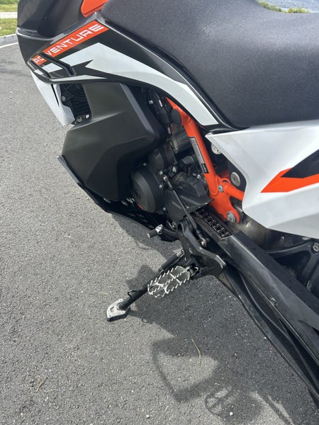 KTM 890 Adventure R 202164745455785346113