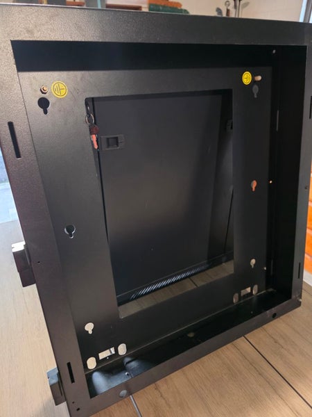 1$ Reserve Dynamix Cabinet + Wall Mount Carousel 2