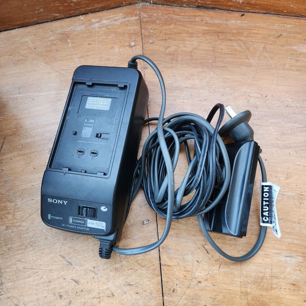 Sony CCD-TRV14E PAL Handycam – For Parts or Repair Carousel 7