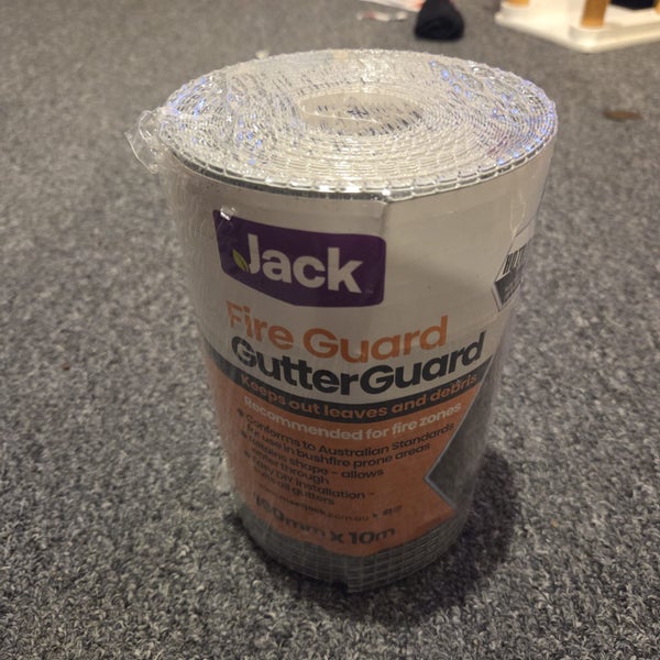 Jack 190mm x 10m Fire Guard Gutter Mesh Carousel 1