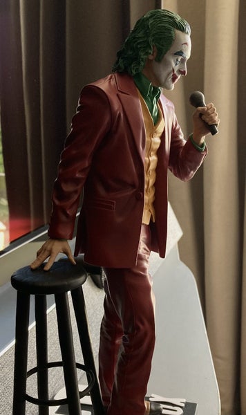 McFarlane Toys - Arthur Fleck/Joker (Joker: Folie à Deux) 1:6 Scale Resin Statue Carousel 7