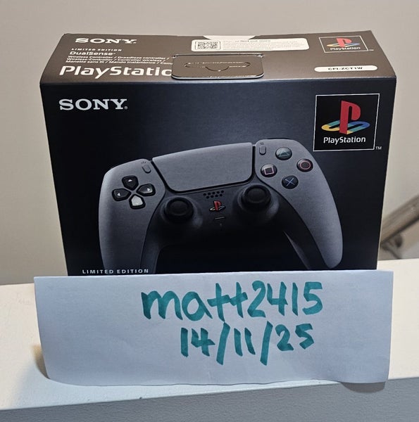 Brand New PS5 30th Anniversary Controller Carousel 1