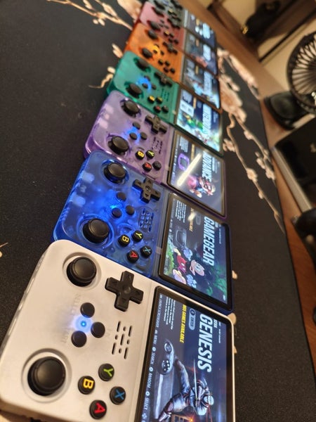 R36s Collection x7 Retro Gaming Console's Carousel 2