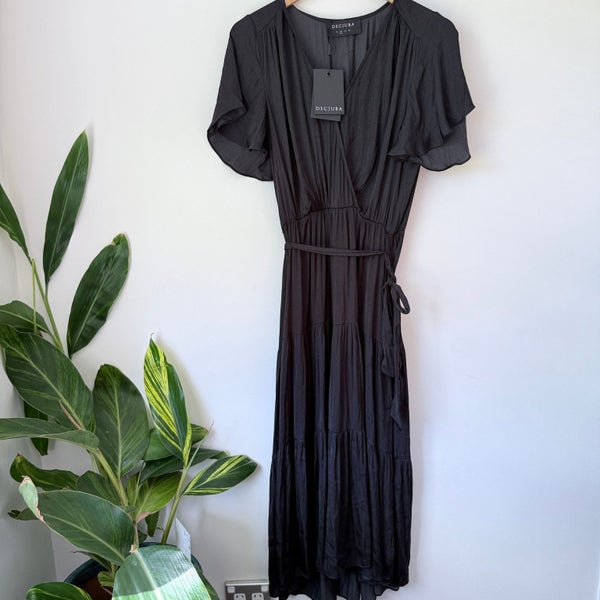 Decjuba Tiffany Tiered Maxi Dress - Size 10 Carousel 1